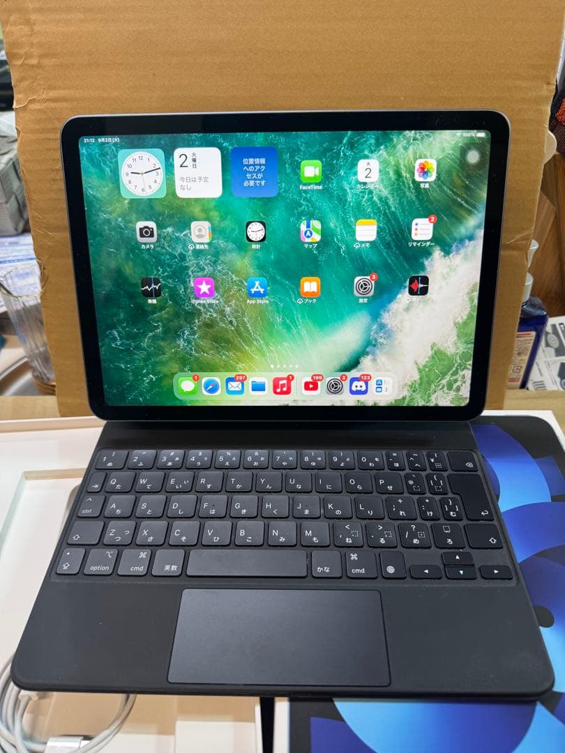 Apple iPad Air 第5世代 Wi-Fi 2022 純正キーボード付