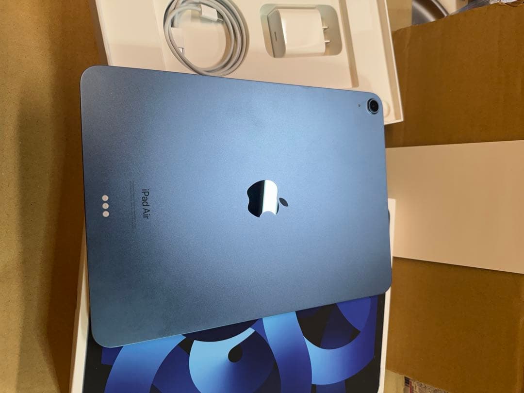 Apple iPad Air 第5世代 Wi-Fi 2022 純正キーボード付