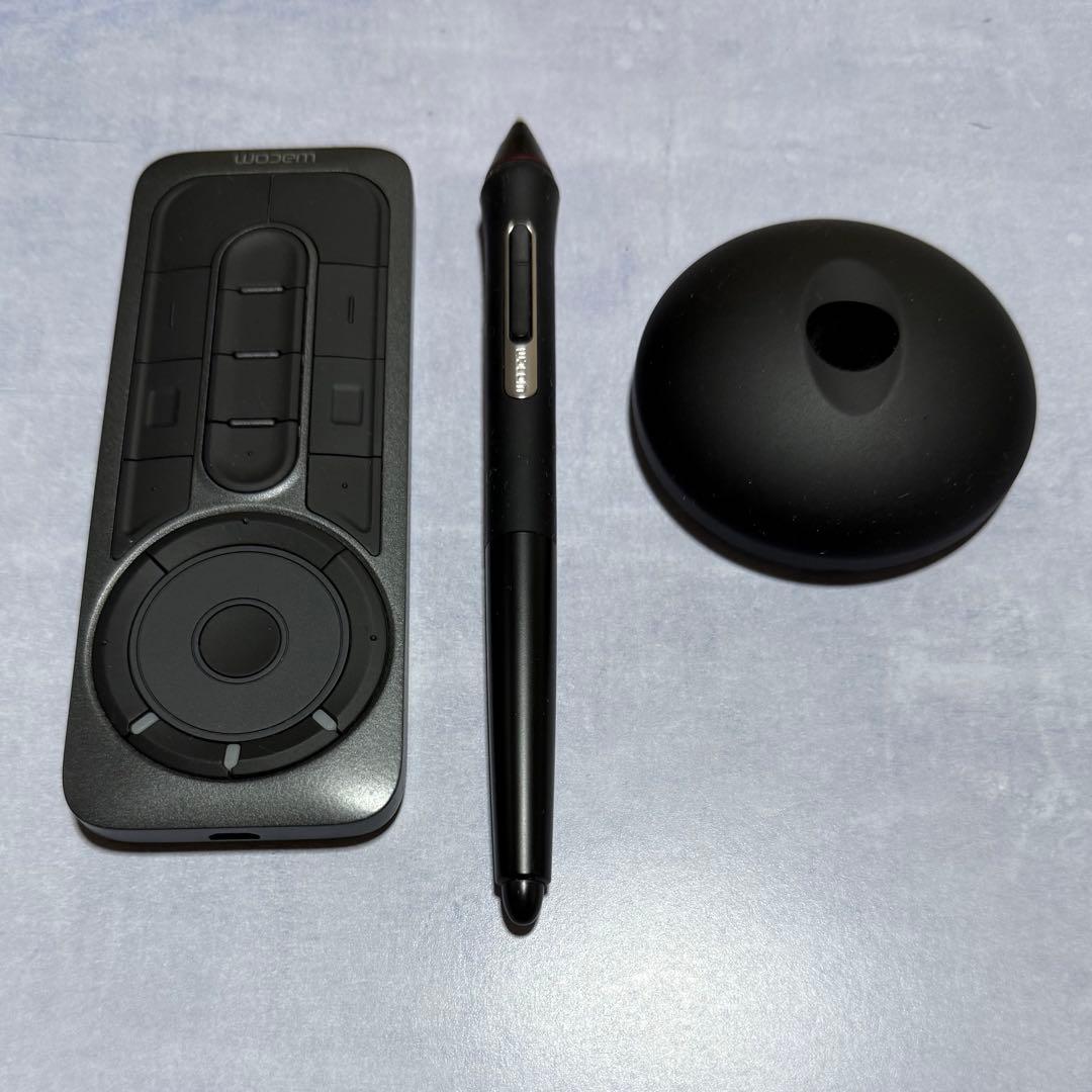 【美品】Wacom Cintiq Pro 24 ペンモデル DTK-2420