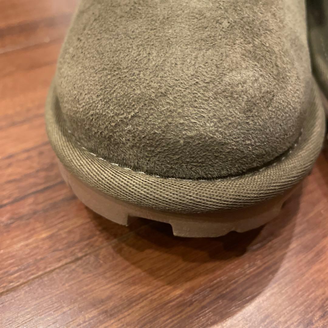 新品未使用　UGG カーキ　箱無し　ショートブーツ