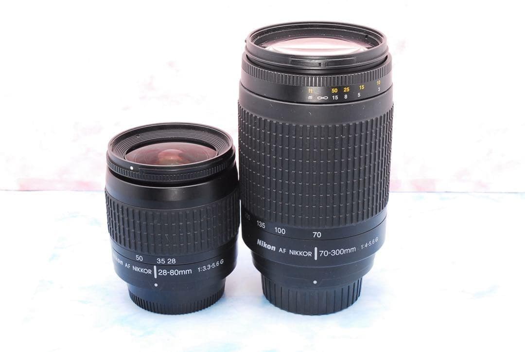 Nikon D7000☆一眼レフカメラ☆超望遠付Wレンズ☆バッグ付☆S数極少