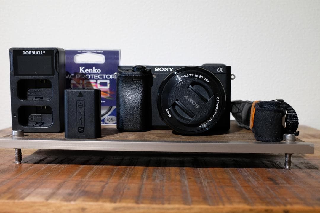 Sony α6300 ILCE-6300 ズームレンズキット 付属品有り 箱有り