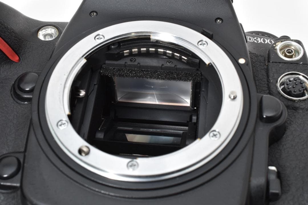 Nikon ニコン D300 ボディ
