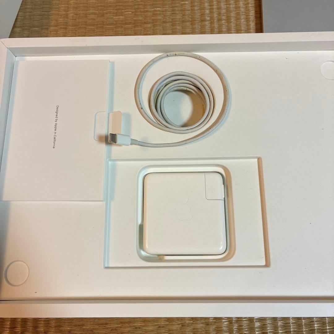 MacBook本体 MacBook Pro 16 late 2019 i7/16GB/1TB