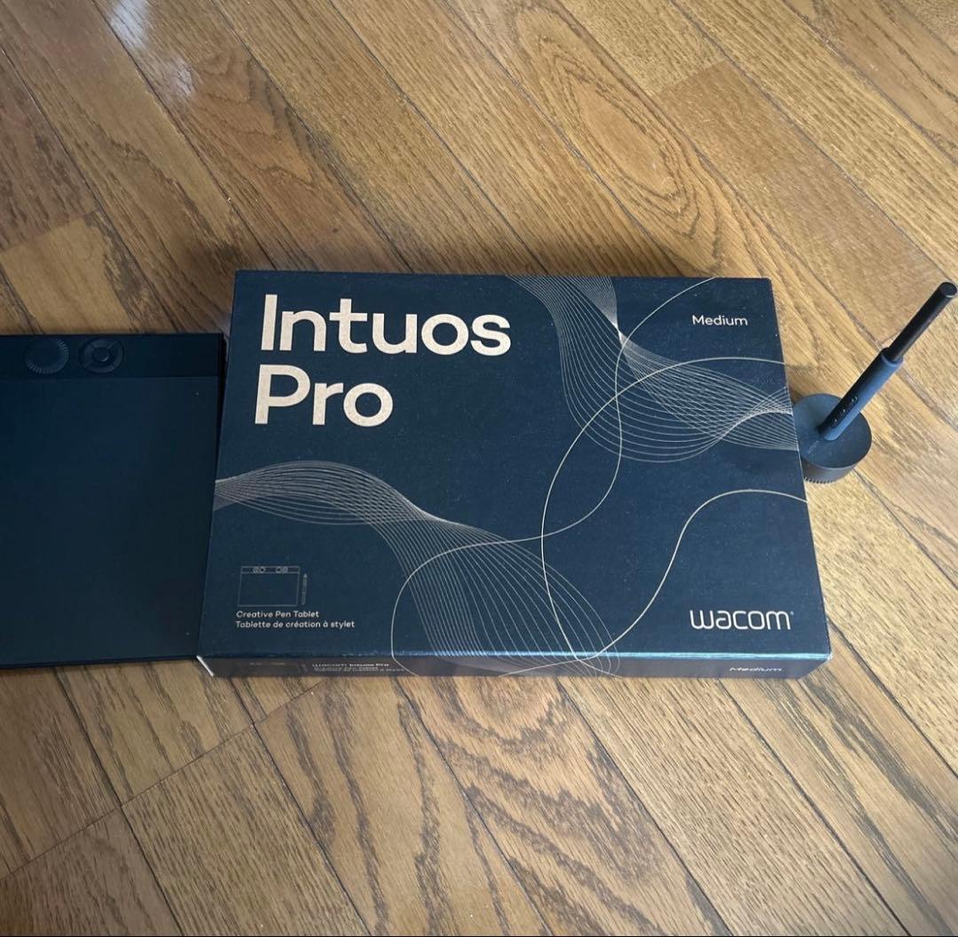 液タブ・ペンタブ Intuos Pro Medium PTH-660/K0