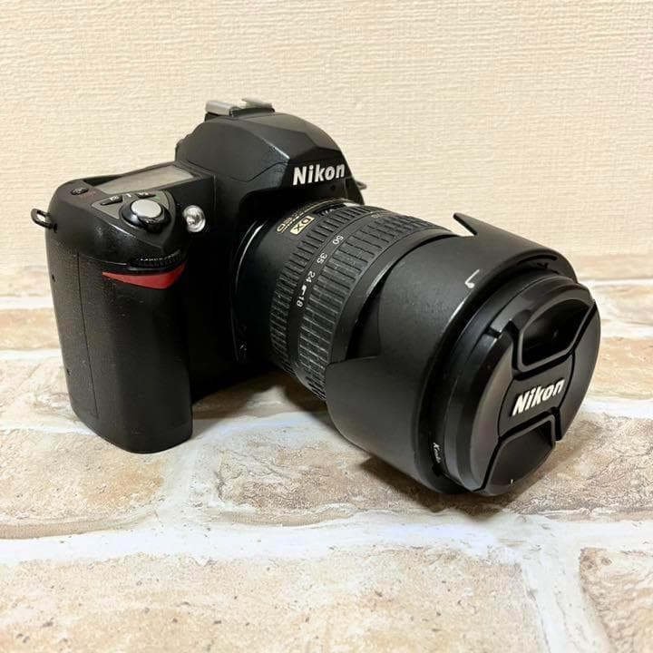 希少！Nikon D70 ニコン　デジタル一眼レフカメラ
