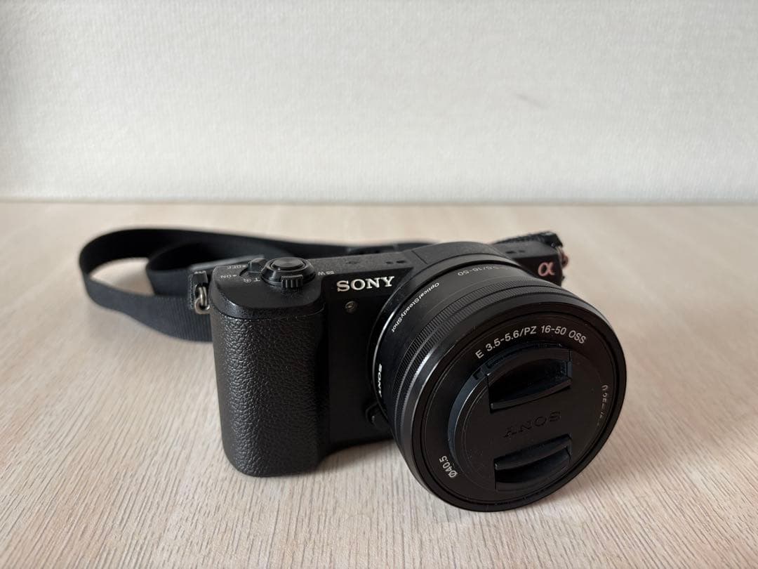 SONY α5100 ミラーレス一眼カメラ SEL18200LE レンズ付き