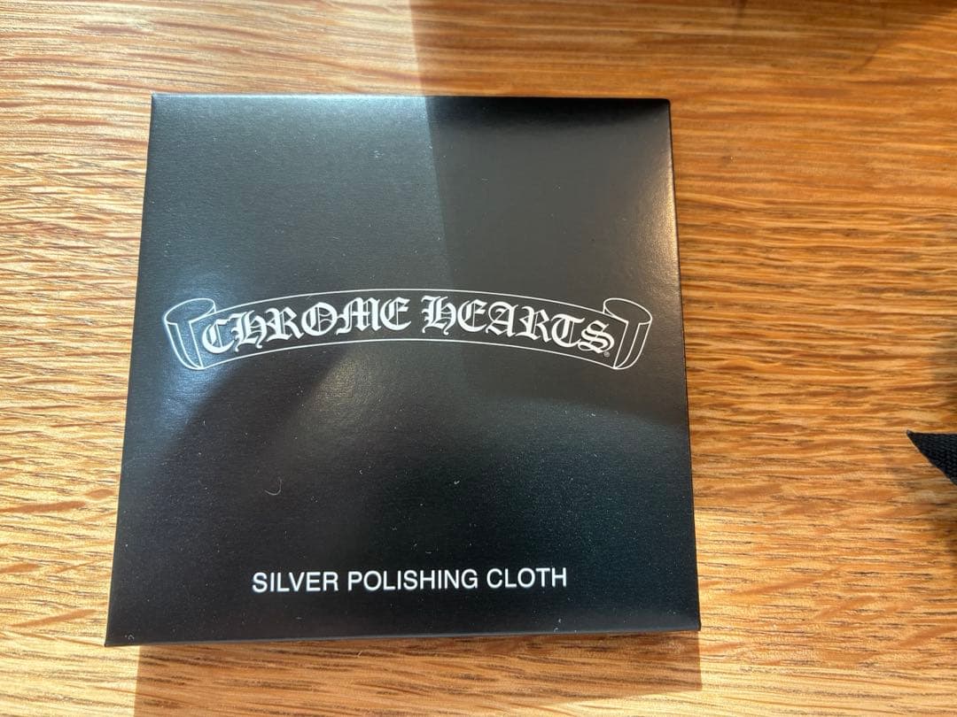 本日限定　クロムハーツ ゴッドブレスワールド ドッグタグ(ケース付)