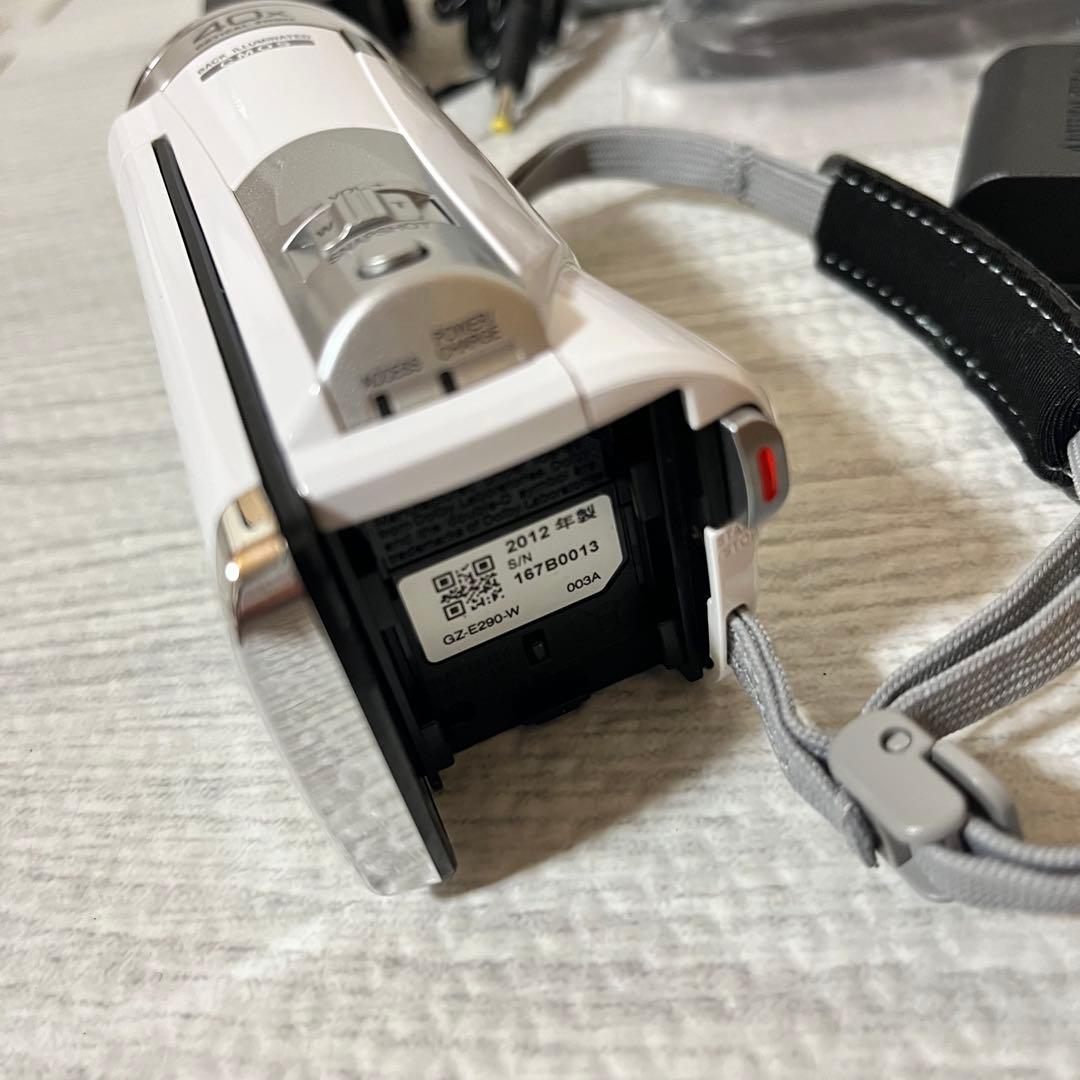 【極美品】JVC Everio GZ-E290W ホワイト