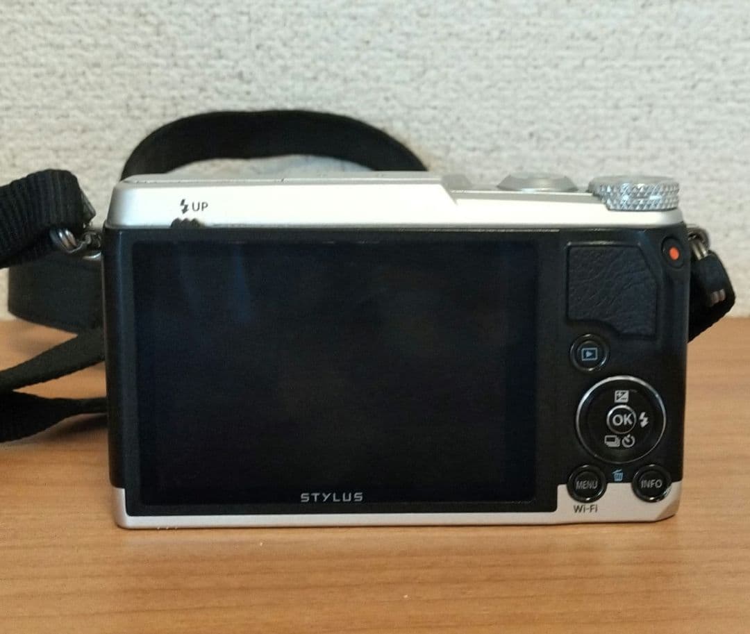 OLYMPUS STYLUS SH-3 デジタルカメラ