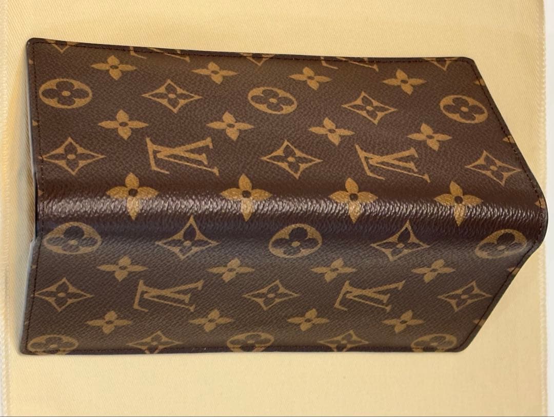 38 ルイビトンモノグラムポルトフォイユ.ブラザ Ｍ66540