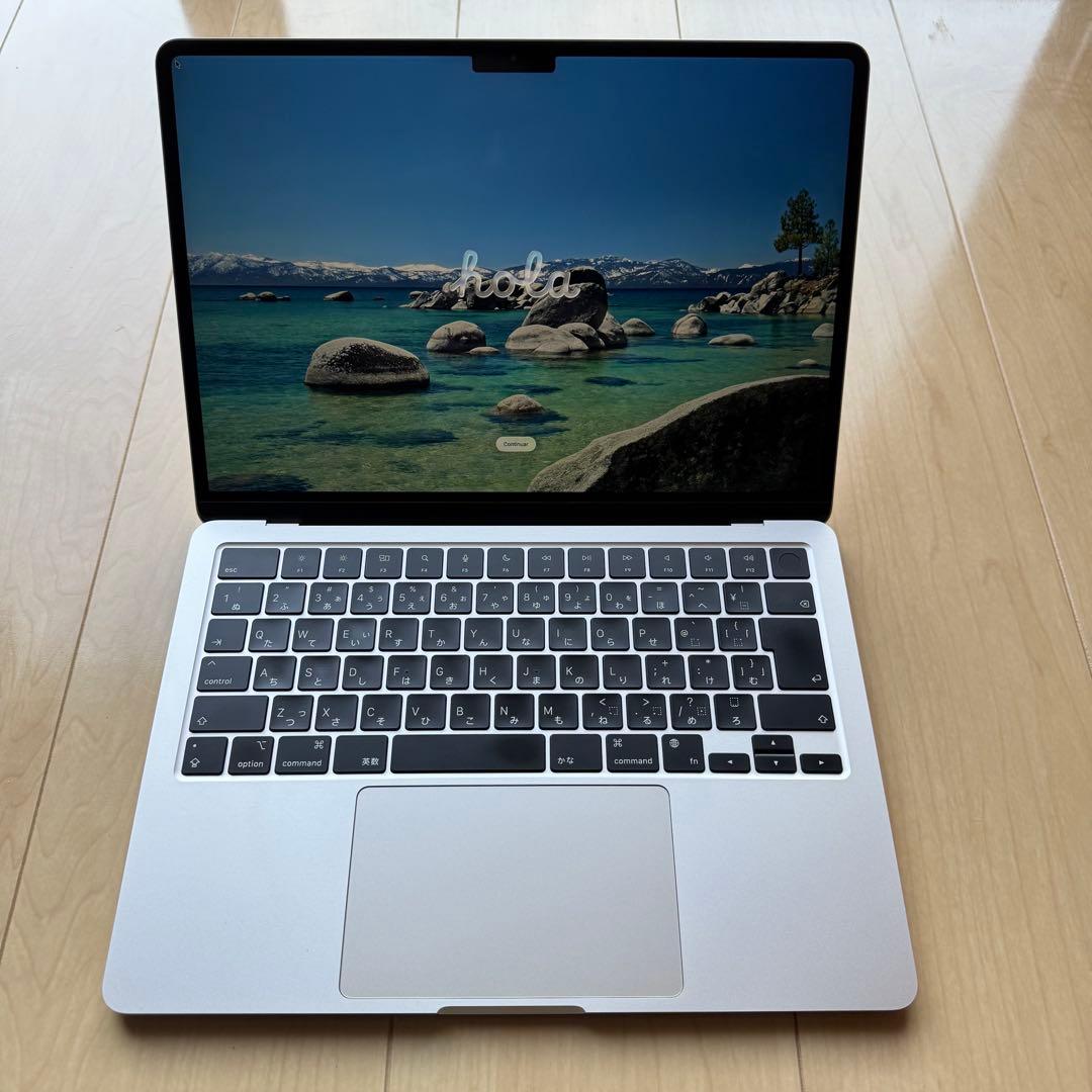 Apple MacBook air 13 スターライト 2022 M2 16GB