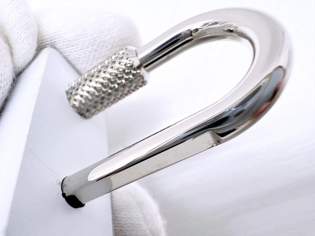 未使用　GIVENCHY　ジバンシィ　4G　パドロック　チャーム　キーホルダー