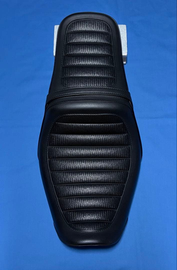 ハーレー スポーツスター用シート　K&H