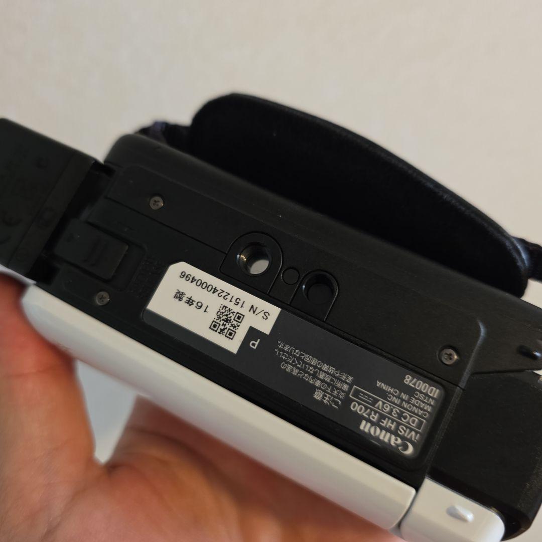 キャノン　iVIS HF R700　hdデジタルビデオカメラ