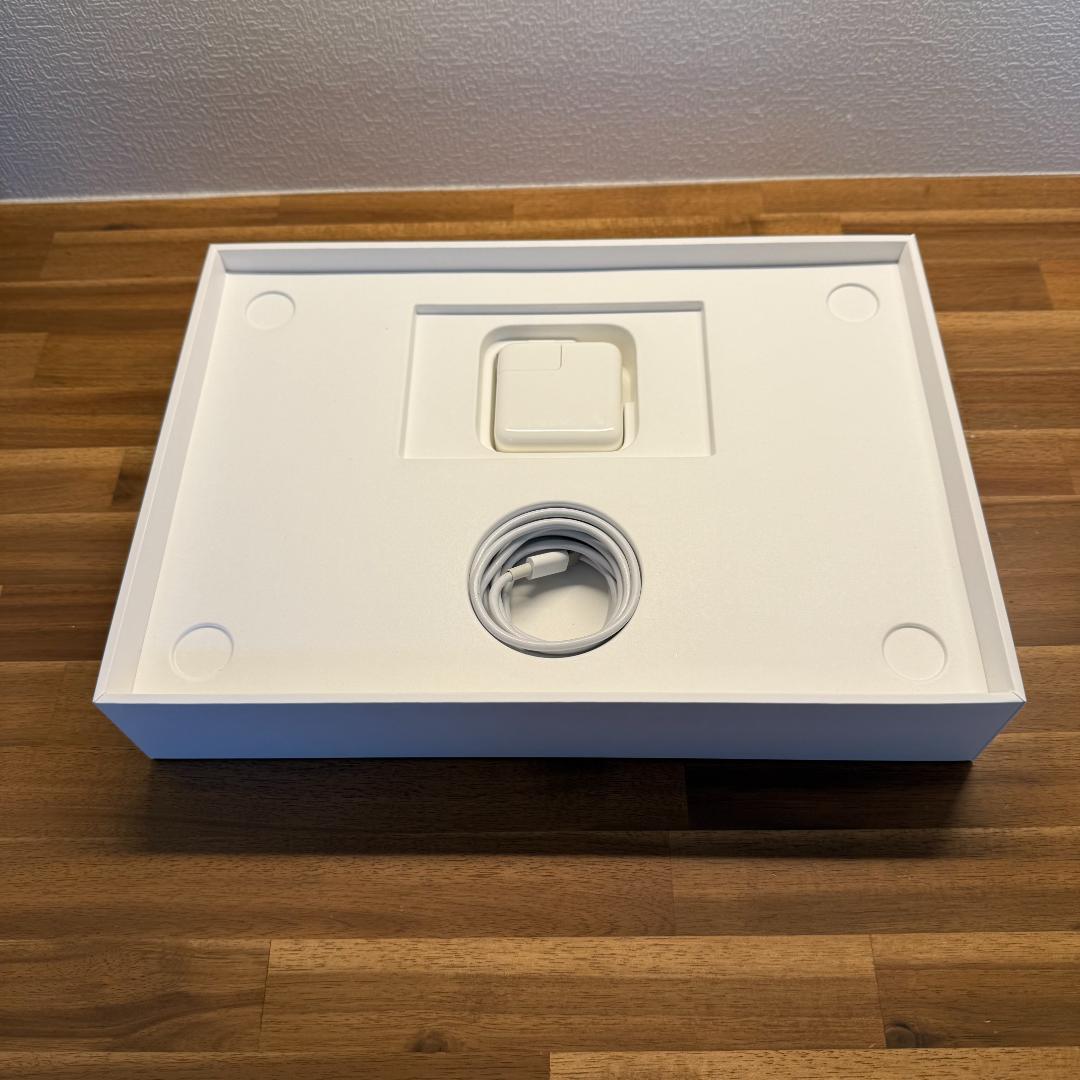 13インチ M1 MacBookAir 16GB 256GB