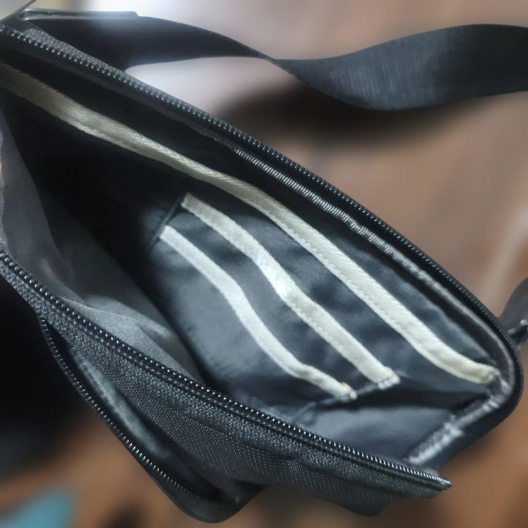 【美品】TUMI ボディバッグ ブラック