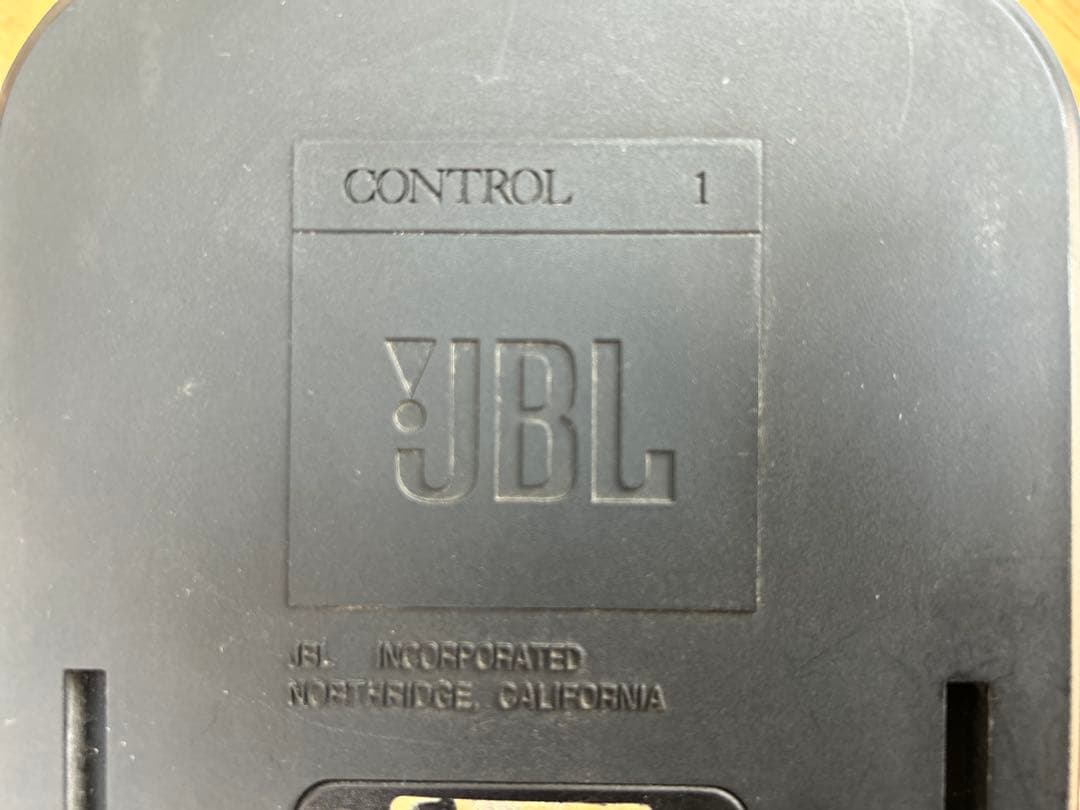 スピーカー・ウーファー JBL Control 1