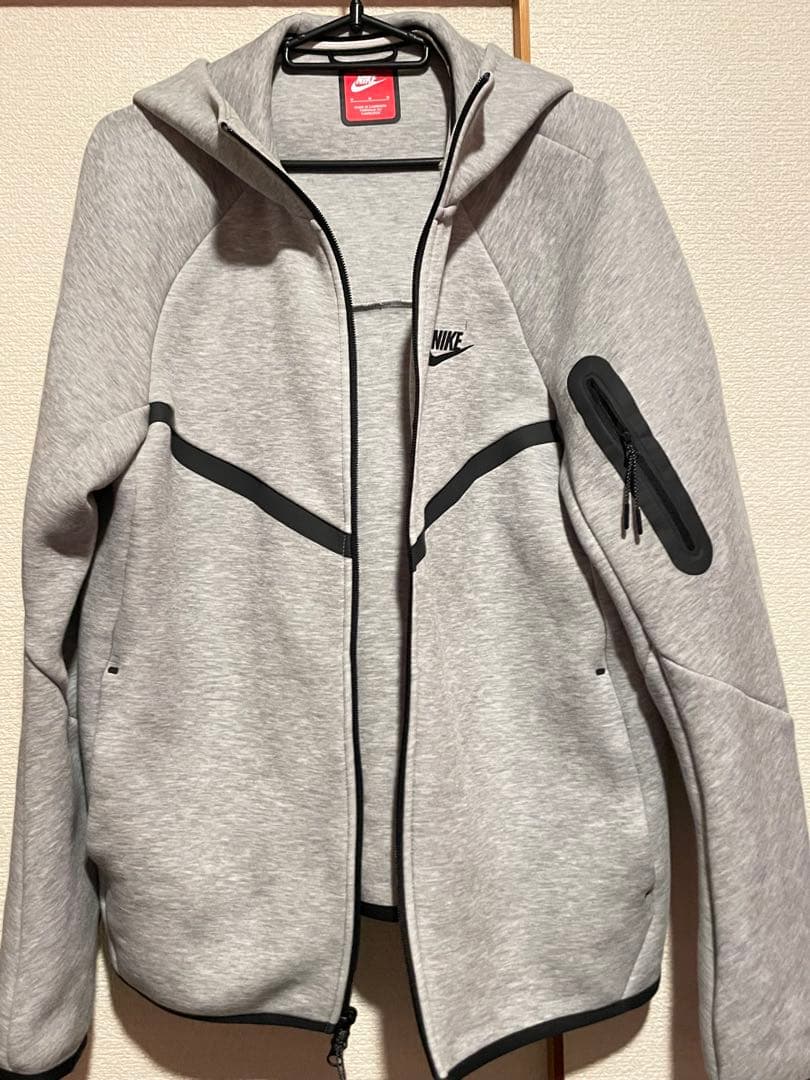 NIKEテックフリース　パーカー