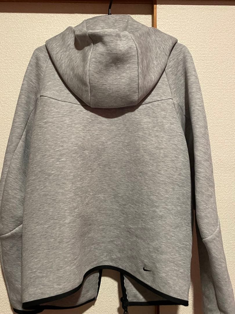NIKEテックフリース　パーカー