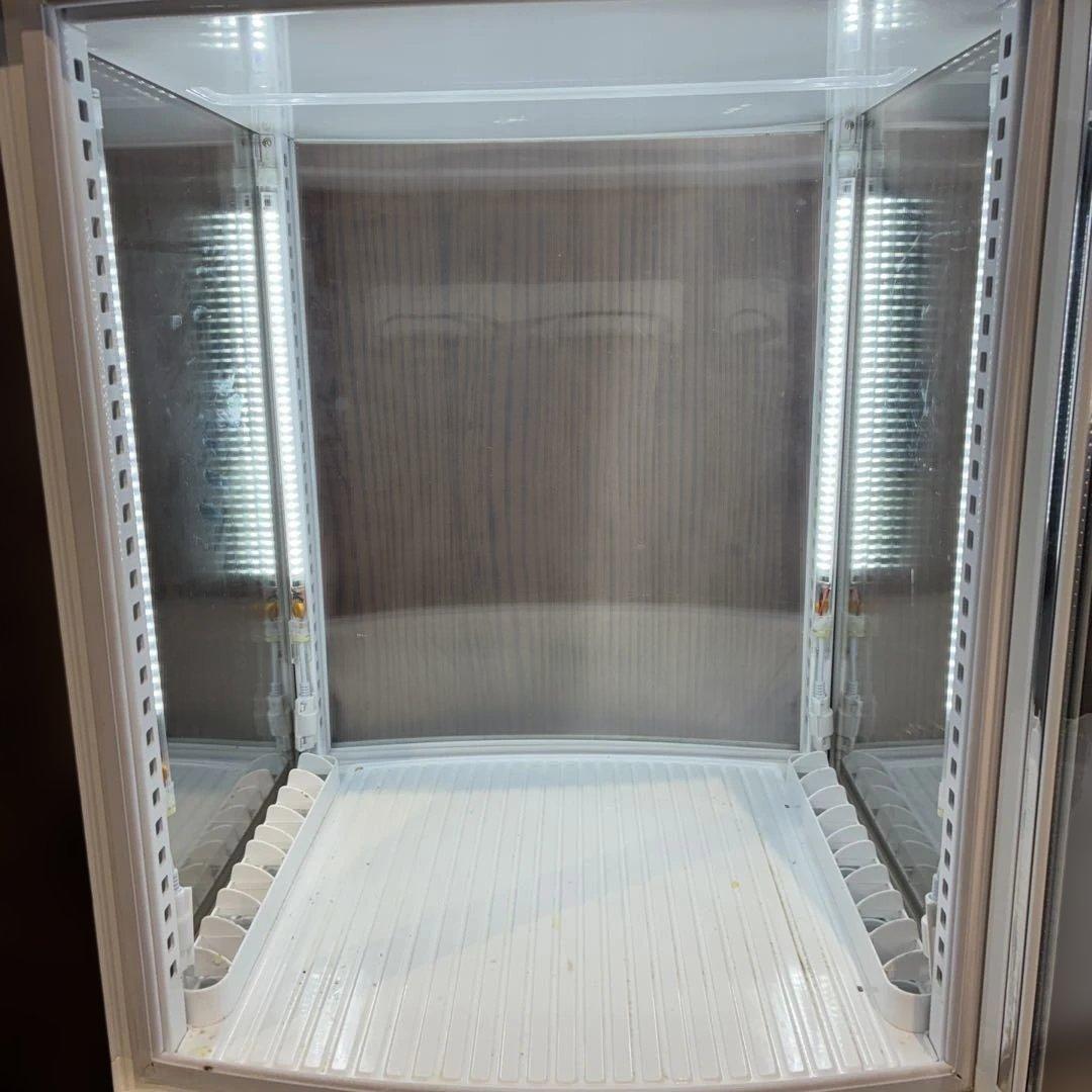 サンデン　冷蔵ショーケース　AG-C68P