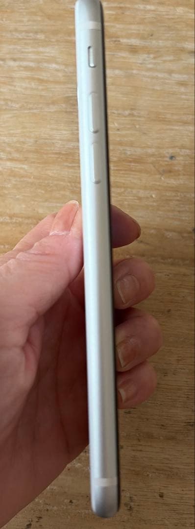 iPhone se 第2世代 128GB