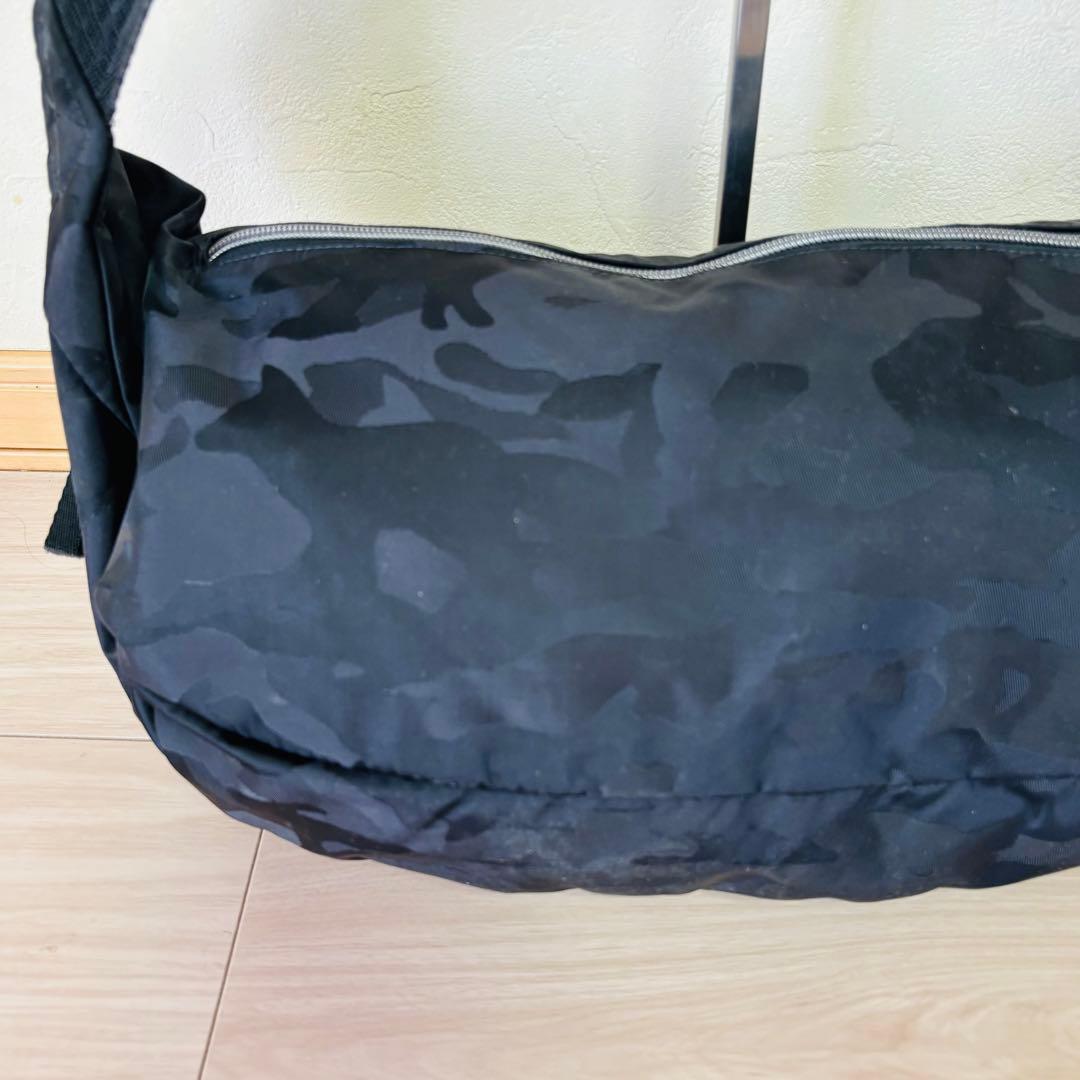 MAISON KITUSNE メゾンキツネ EASTPAK コラボ ボディバック