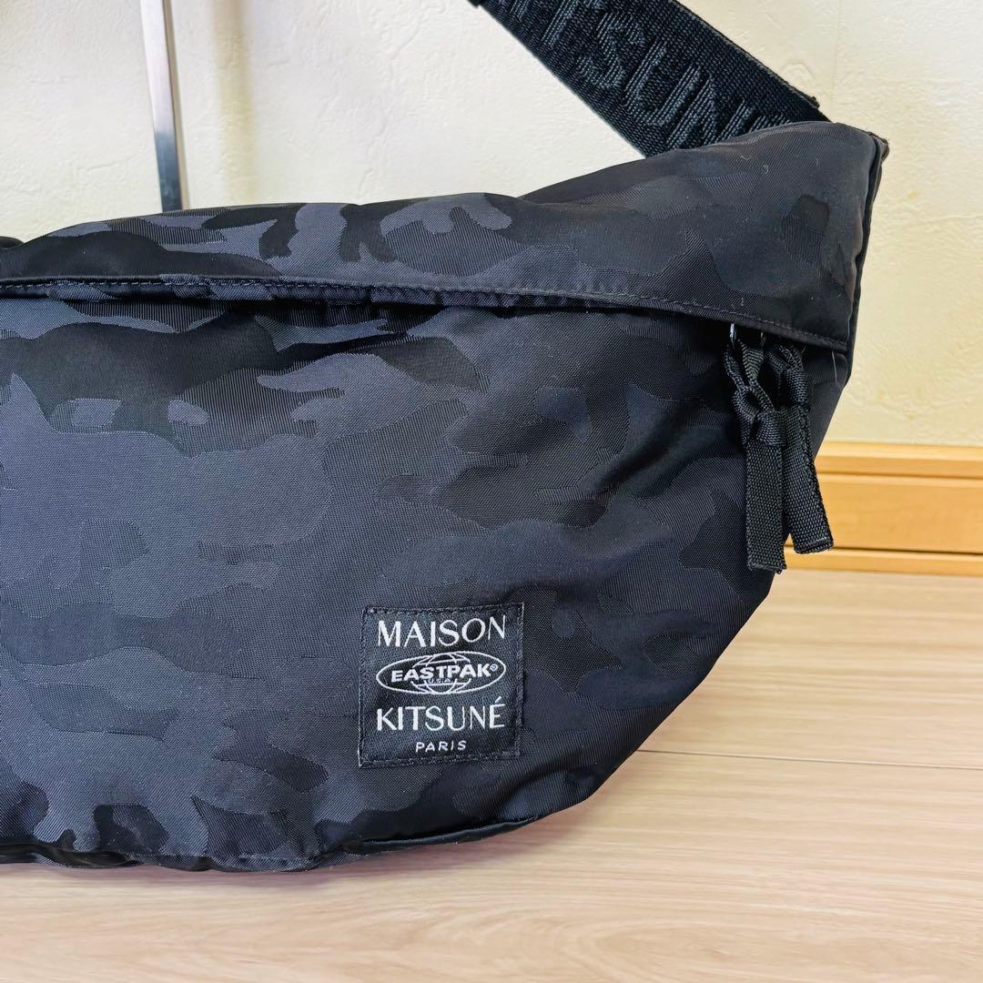 MAISON KITUSNE メゾンキツネ EASTPAK コラボ ボディバック