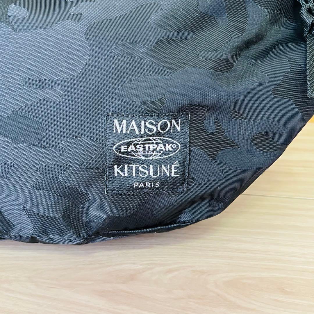 MAISON KITUSNE メゾンキツネ EASTPAK コラボ ボディバック