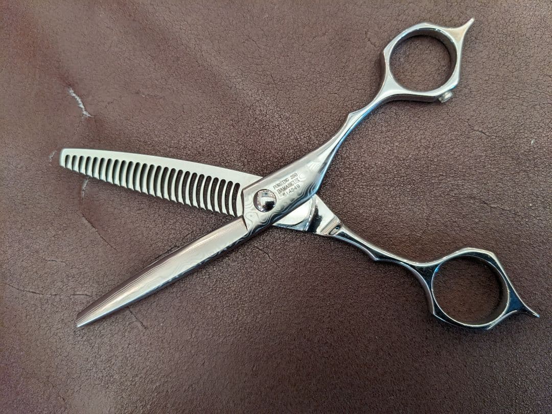 リビテック ハイネッタ ダマスカス鋼 6インチ20%~25％ 正逆 美品