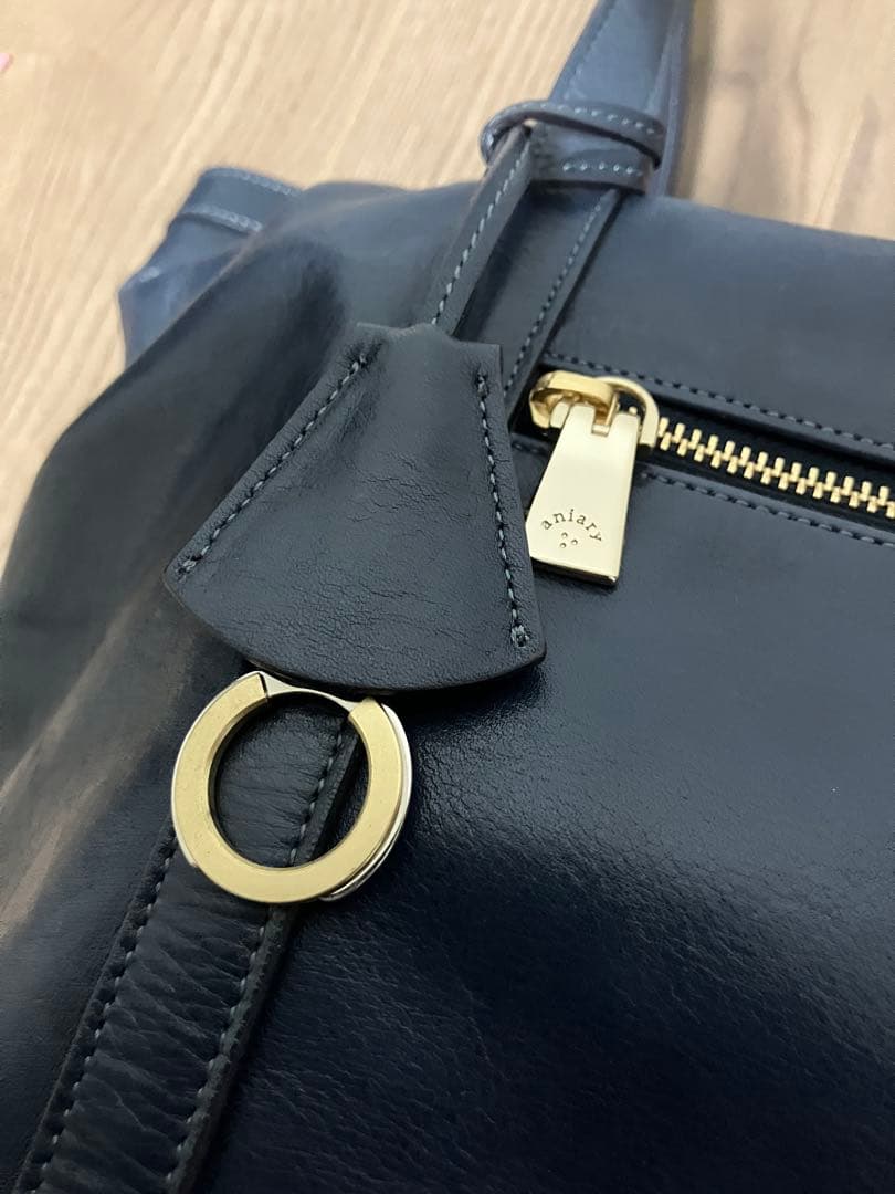 aniary ネイビー レザートートバッグ