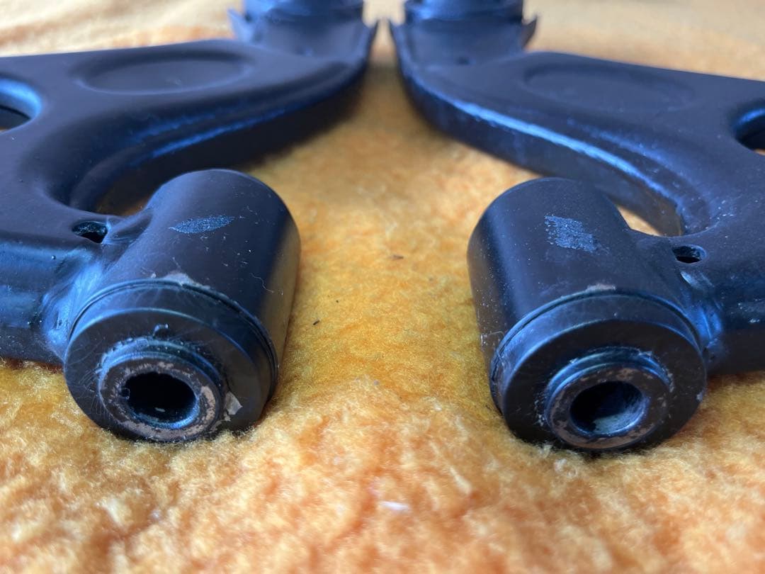 t*i様 ダイハツ エッセ L235S 加工ロアアーム