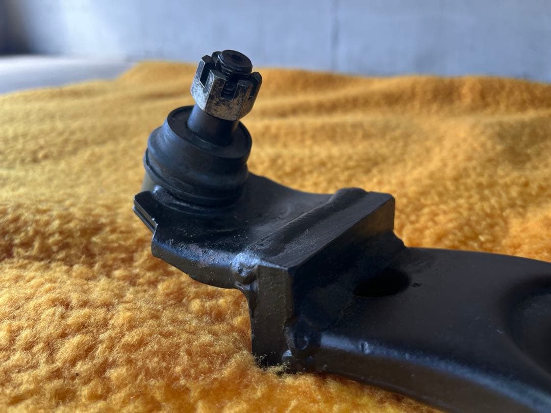 t*i様 ダイハツ エッセ L235S 加工ロアアーム