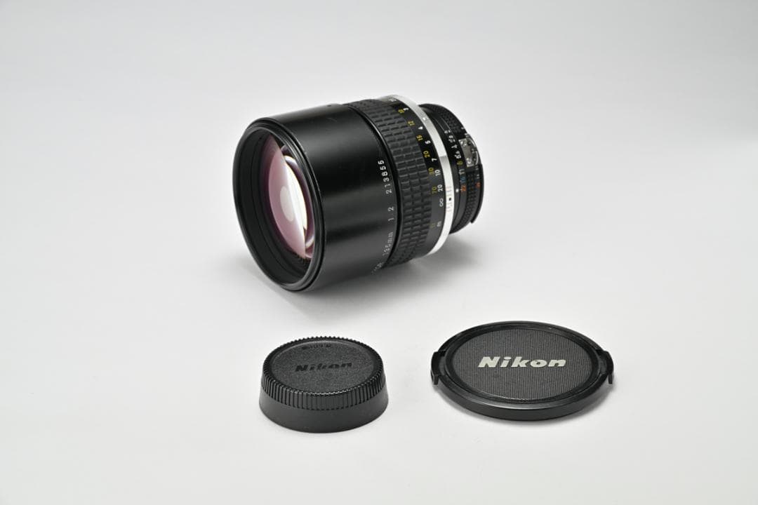 ニコン Ai NIKKOR 135mm F2