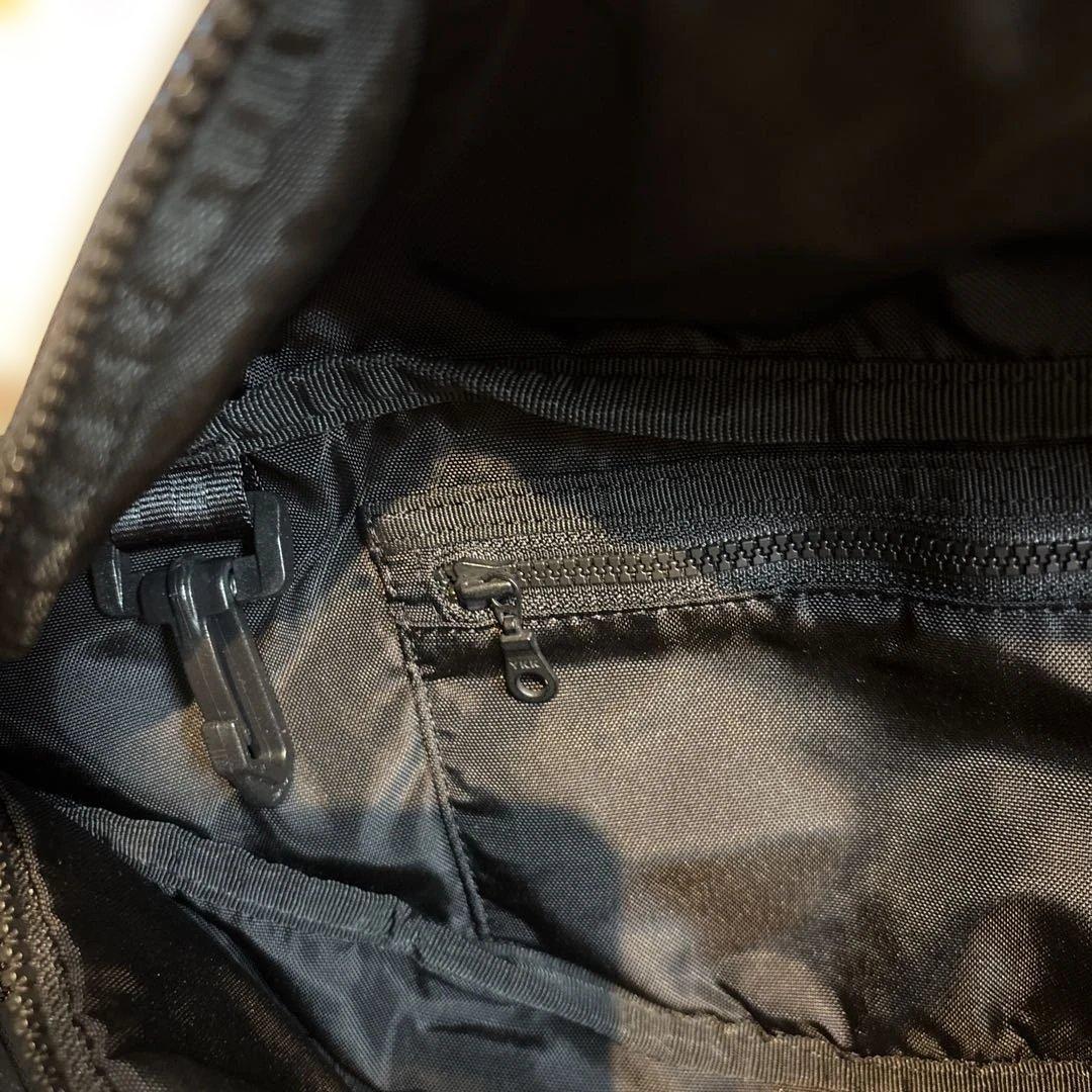 【レア】ブリストル×ニューエラ コラボ ボディバッグ ショルダーバッグ 星柄 黒