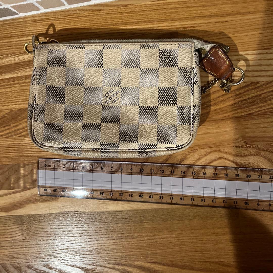 LOUIS VUITTON ミニ・ポシェット・アクセソワール