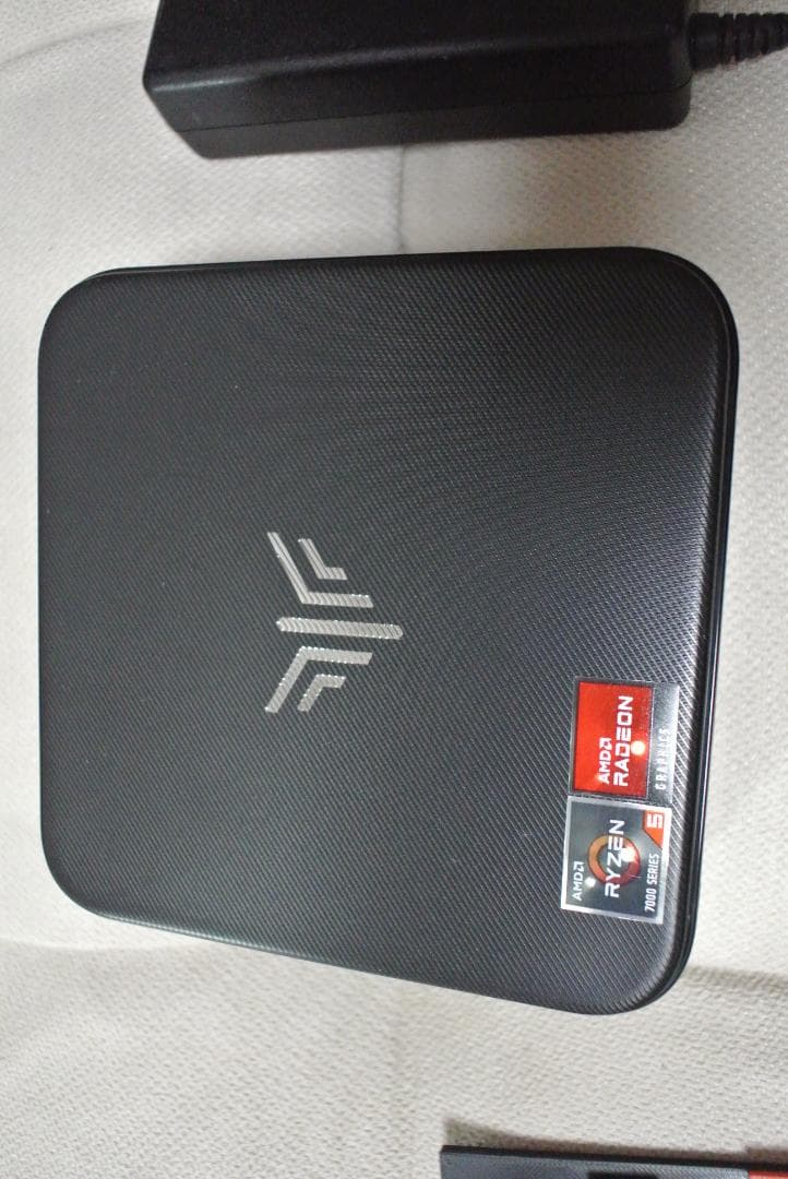 Ryzen 7430U/8G/512GB ミニPC NiPoGi E3B