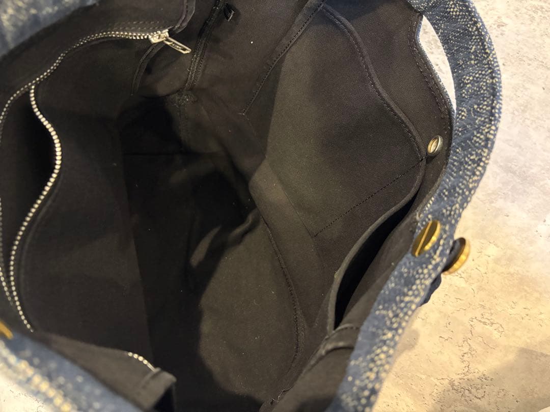 MANIUNO[マニウノ]バッグ　ネイビー　トートバッグM