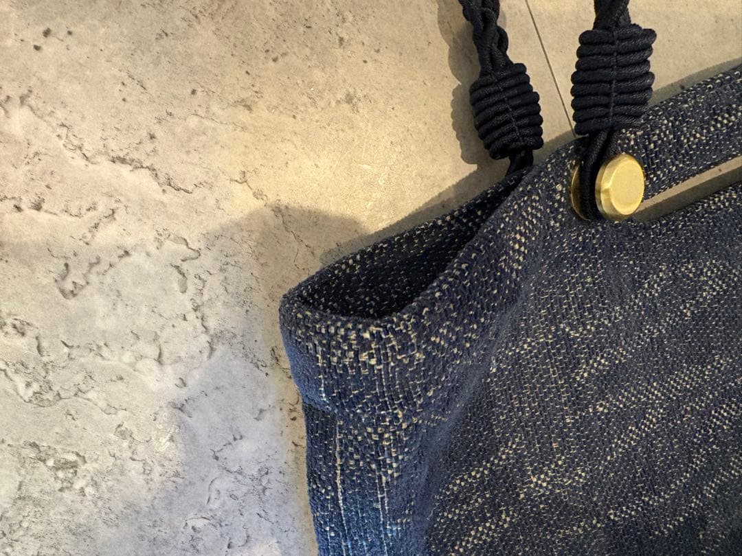 MANIUNO[マニウノ]バッグ　ネイビー　トートバッグM