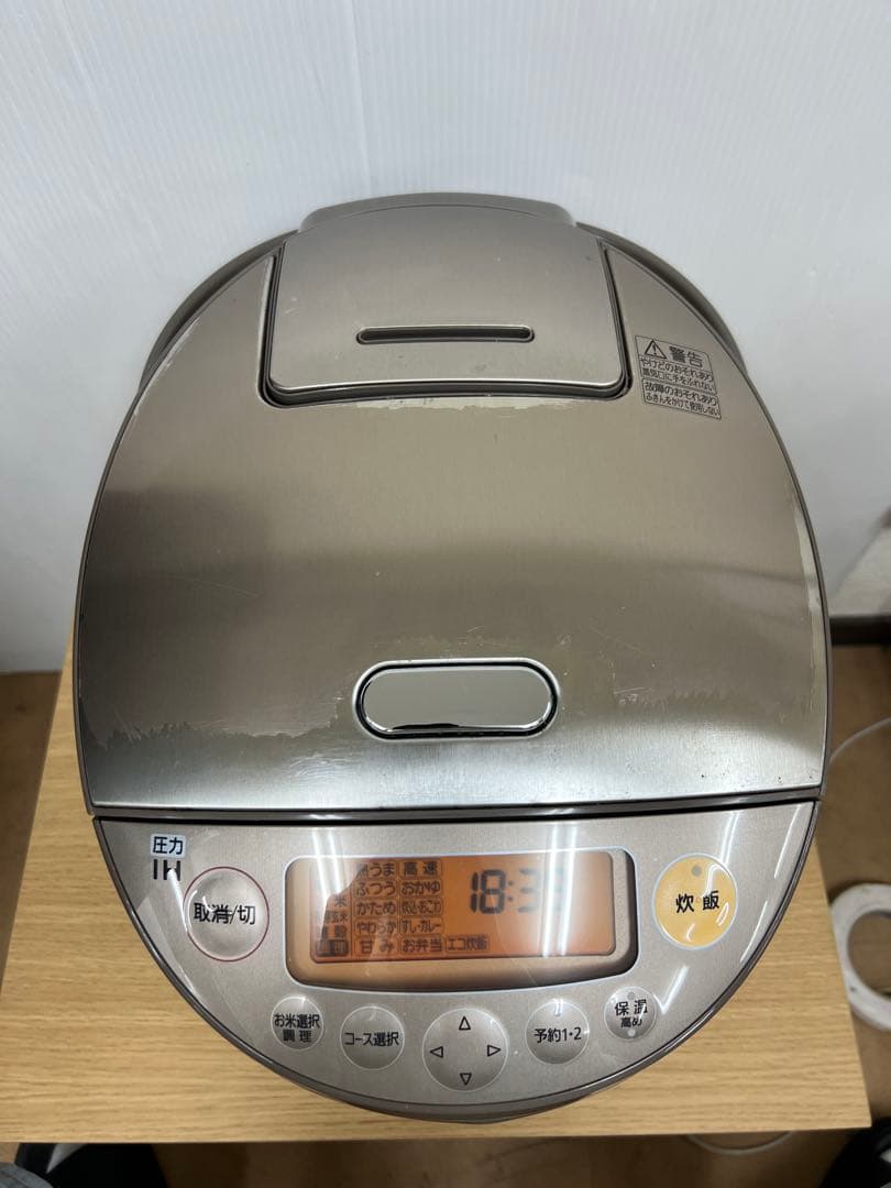 Panasonic 圧力IH炊飯器 SR-PA181 （2012年製）