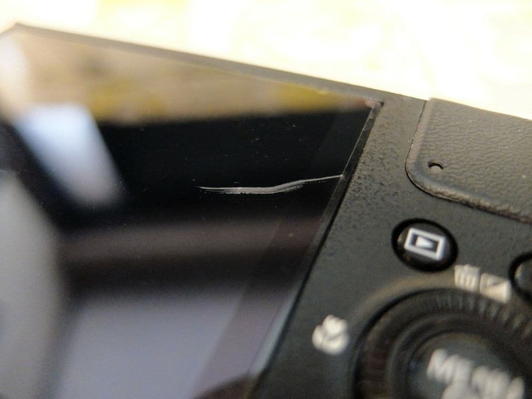 富士フイルム FUJIFILM XQ2 シルバー 中古品