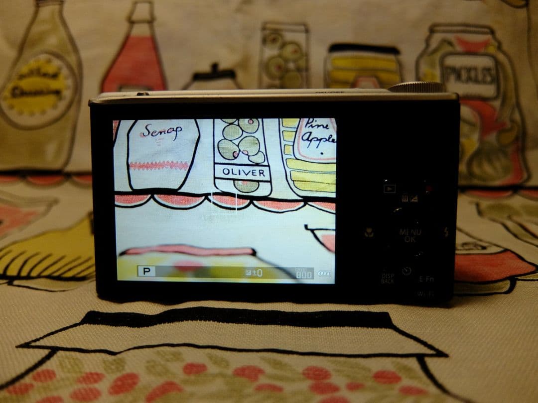 富士フイルム FUJIFILM XQ2 シルバー 中古品