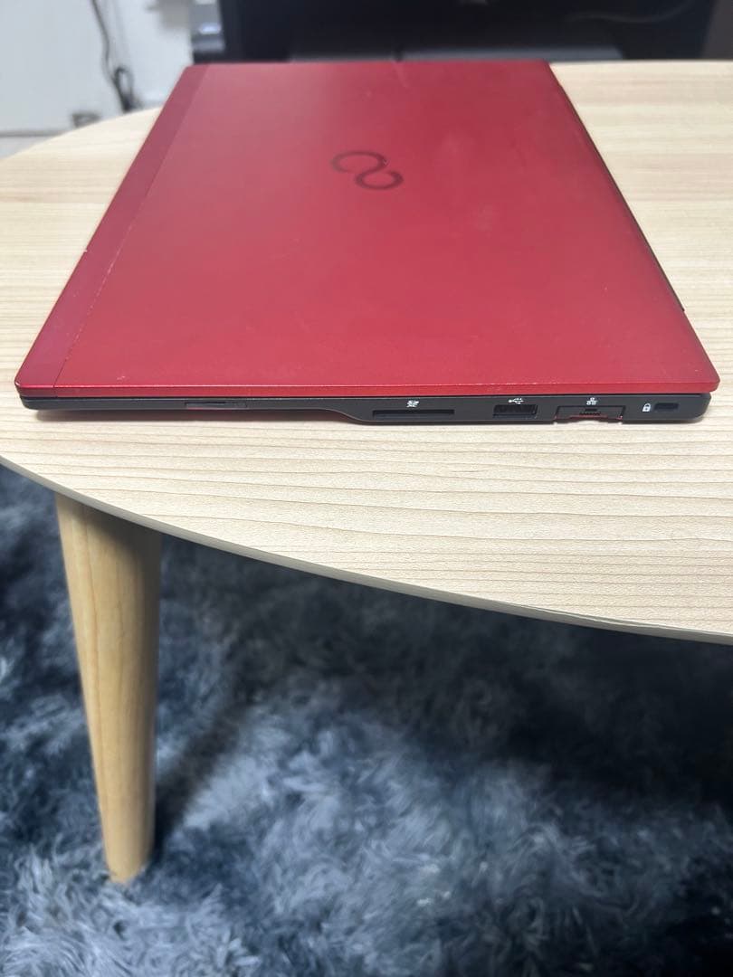 軽量薄型☆富士通 U939 Core i5-8365U 4GB SSD128