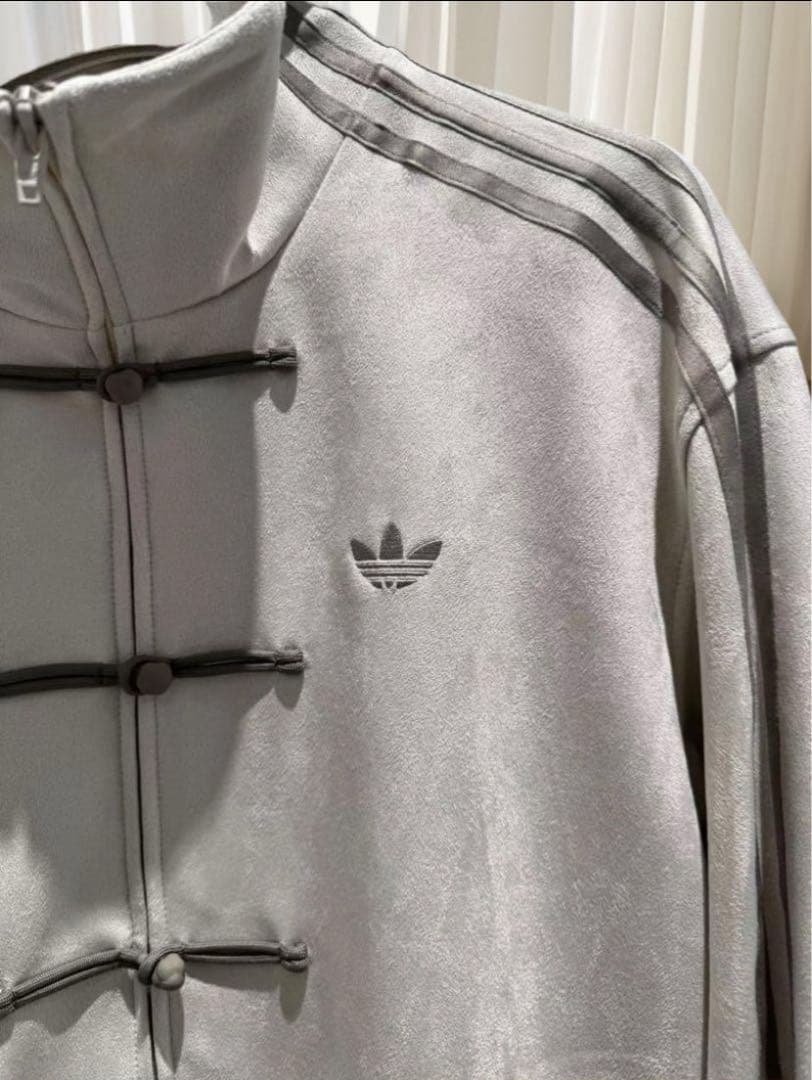 adidasアディダス 中国限定 蛇年トラックジャケット ホワイト XLサイズ