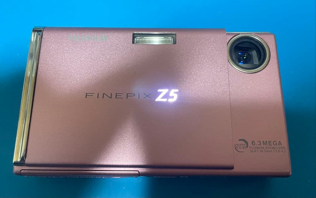 極美品オールドコンデジFUJIFiLM FINEPIX Z5 6.3メガピクセル