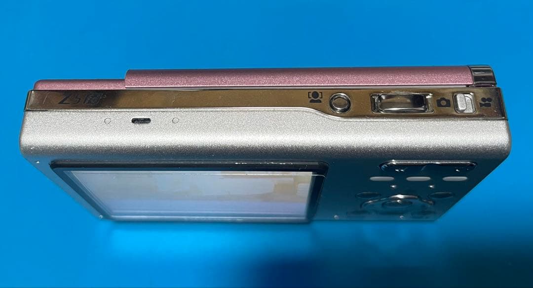 極美品オールドコンデジFUJIFiLM FINEPIX Z5 6.3メガピクセル