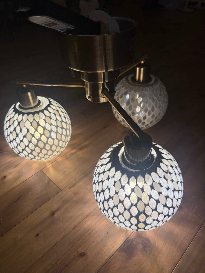 【展示品】シーリングライト レフティア 3灯 E26 LED 電球付き 10畳