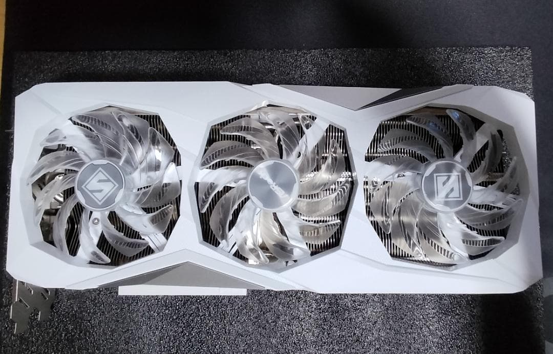 グラフィックボード・グラボ・ビデオカード ASRock RX 7800 XT Steel Legend 16GB OC