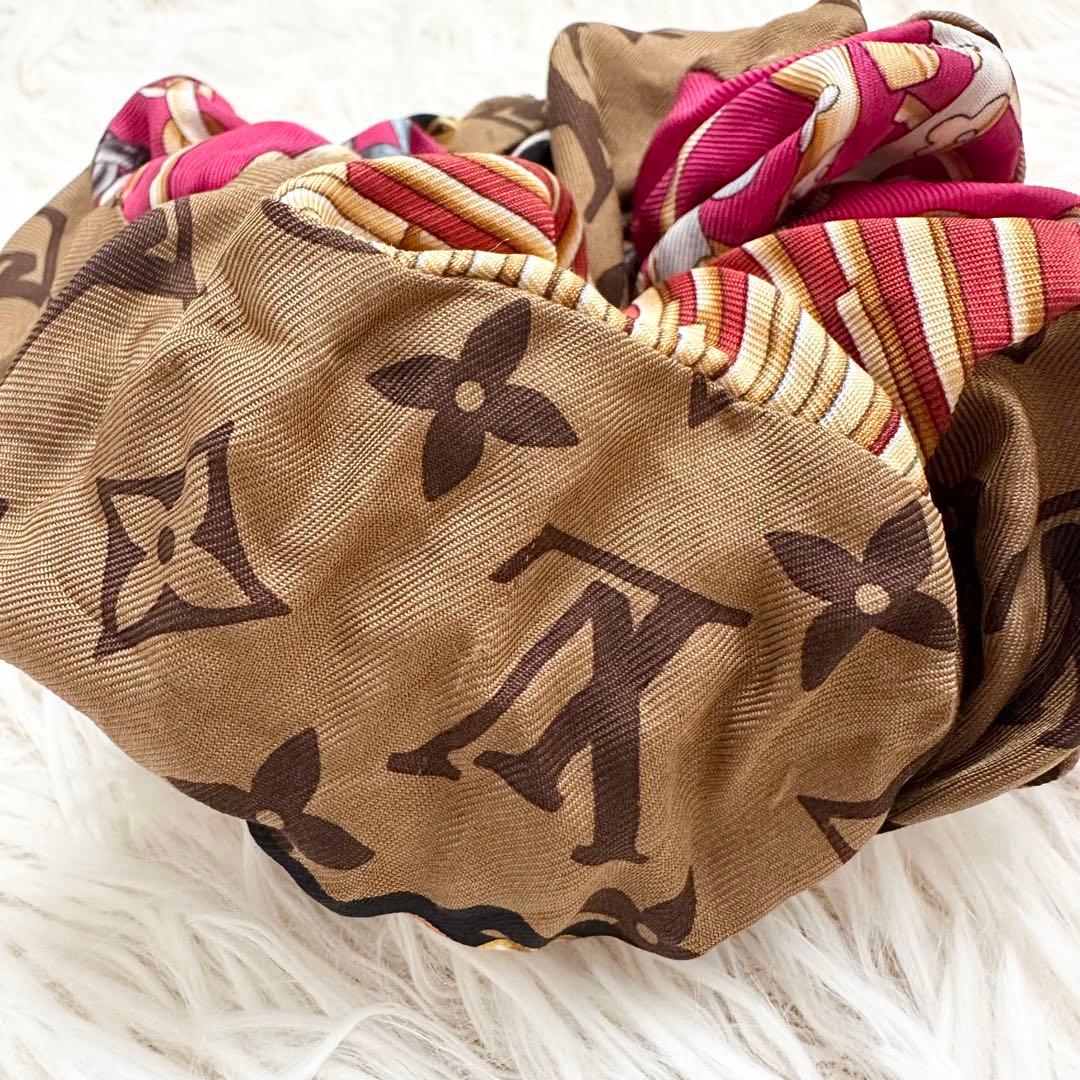 ルイ・ヴィトン M76954 シュシュ トロ・シュー マルチカラー