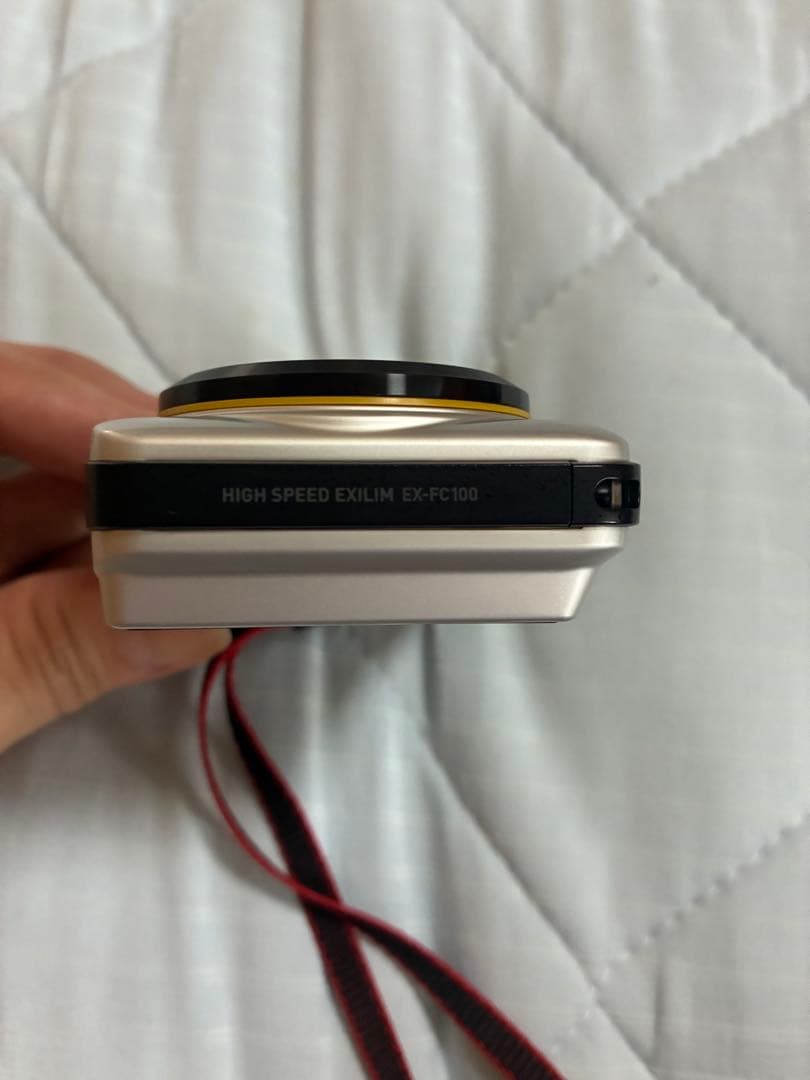 CASIO EX-FC100 コンデジカメラ　美品　フルセット